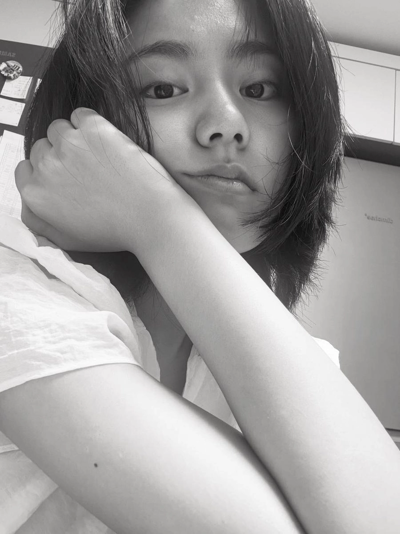 “엄마랑 데이트 기다렸지만”…이서연, 아쉬운 표정→여름날 일상 포착 / 배우 이서연 인스타그램