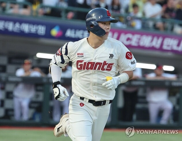 “고승민·손호영 1군 복귀”…롯데, 타선 부진 속 엔트리 변화 / 연합뉴스