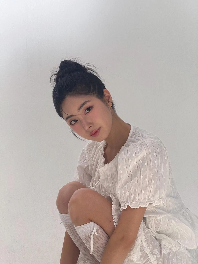 “순백 속에 담은 고요”…안지현, 부드러운 여름 무드→청초함의 정수 / 치어리더 안지현 인스타그램