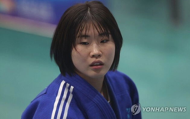 “왼손 업어치기 한판승”…허미미, 하계U대회 2연패 달성 / 연합뉴스