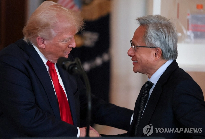 트럼프, 엔비디아 분할 추진 발언에 시장 주목…압도적 우위 확인