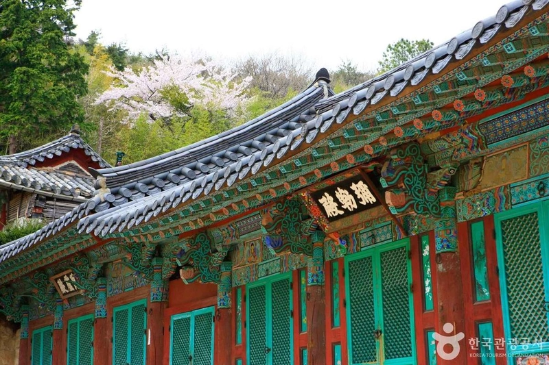 사진 출처 = 포토코리아(한국관광공사) 범어사