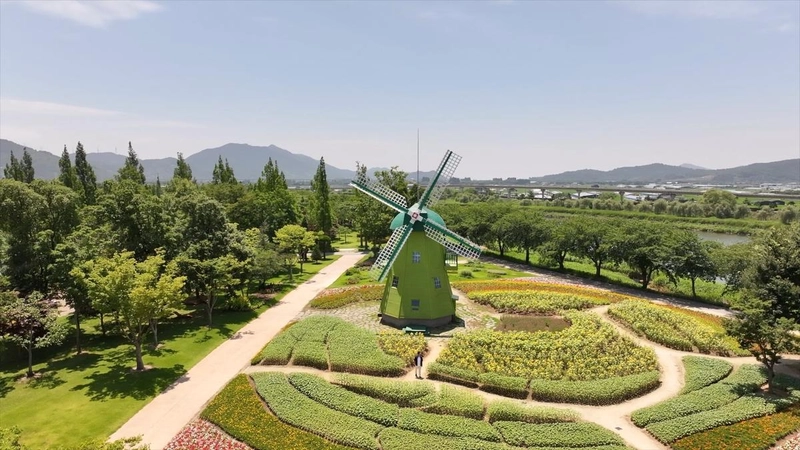 노래가 된 순천의 여름…‘동네 한 바퀴’ 이만기, 삶의 합주 따라 순천을 걷다→동네의 빛을 만나다 / KBS