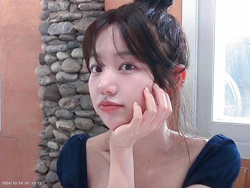 “맑고 투명한 시선”…이유비, 한여름 오후→청초한 여운 / 배우 이유비 인스타그램