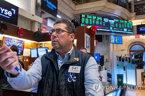 S&P500·나스닥, ‘알파벳’ 호실적에 사상 최고치…다우 0.7% 하락