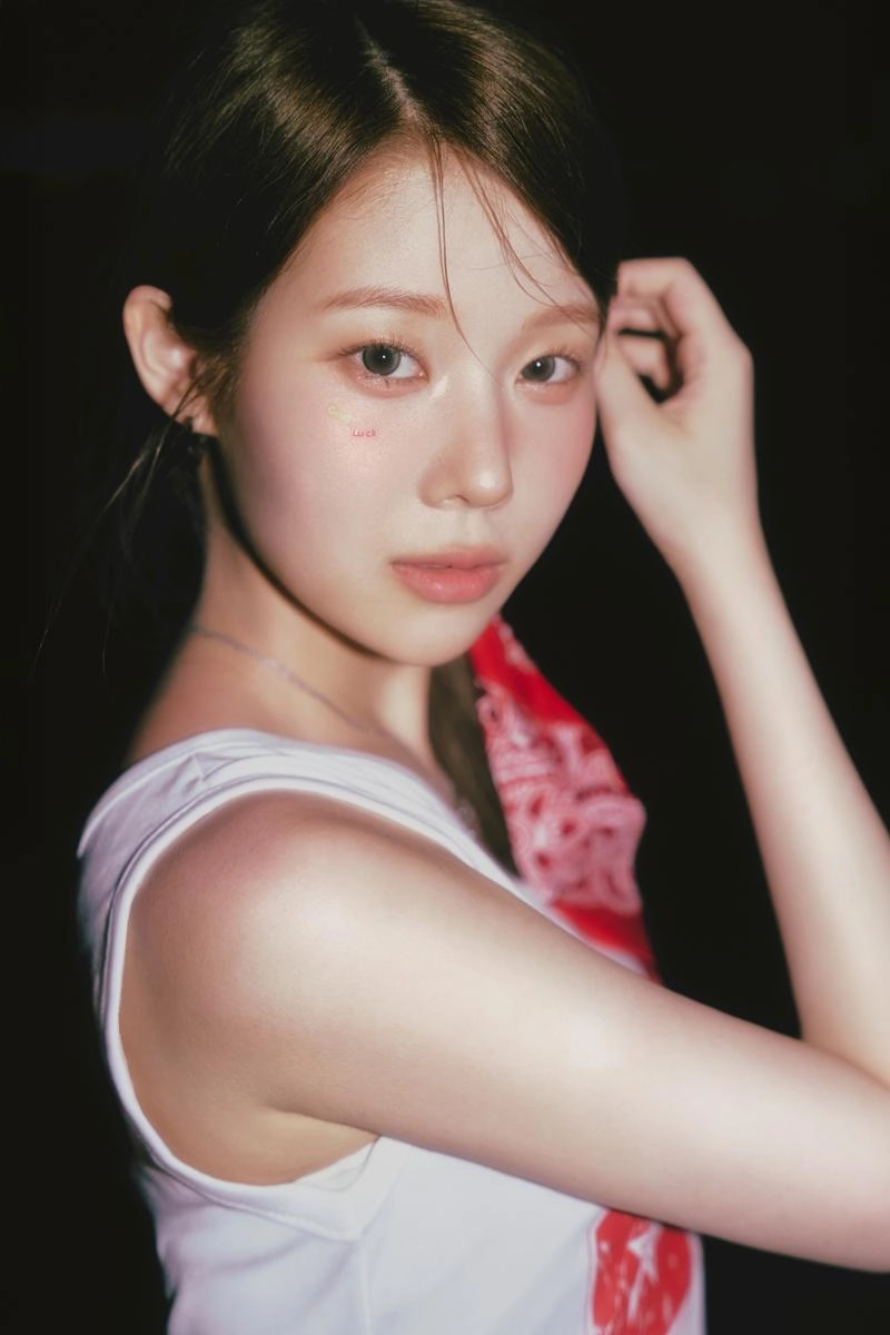 “세이마이네임, 눈빛으로 완성한 여름밤”…‘iLy’ 개인 포토→글로벌 기대 고조 / 인코드엔터테인먼트