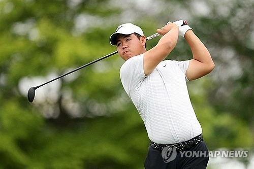 “무기력한 1라운드”…김주형, 3언더파 공동 53위로 출발 / 연합뉴스