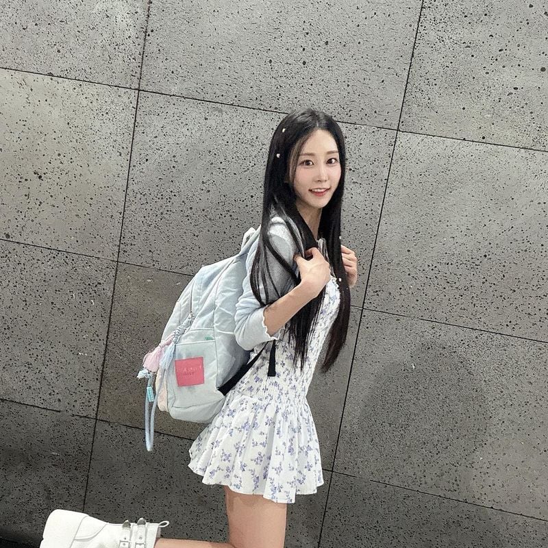 “응원받는 순간이 좋아요”…김의영, 한여름 소녀→청량 미소 가득 / 가수 김의영 인스타그램