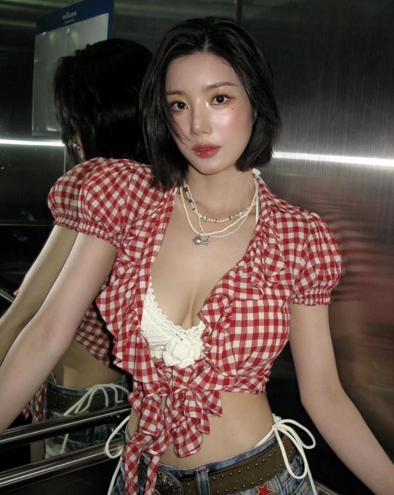 권은비 인스타그램