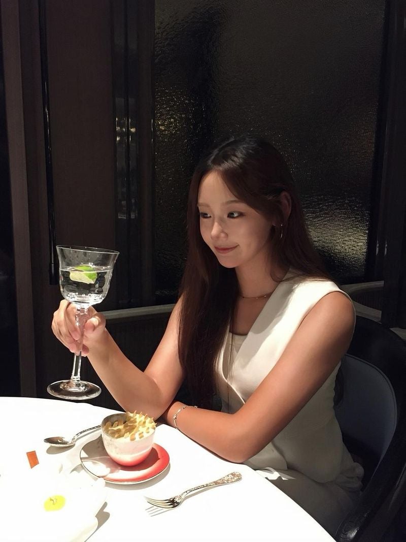 “마카오에서의 특별한 저녁”…노희지, 고요한 미소→여름밤 미식의 여운 / 모델 노희지 인스타그램