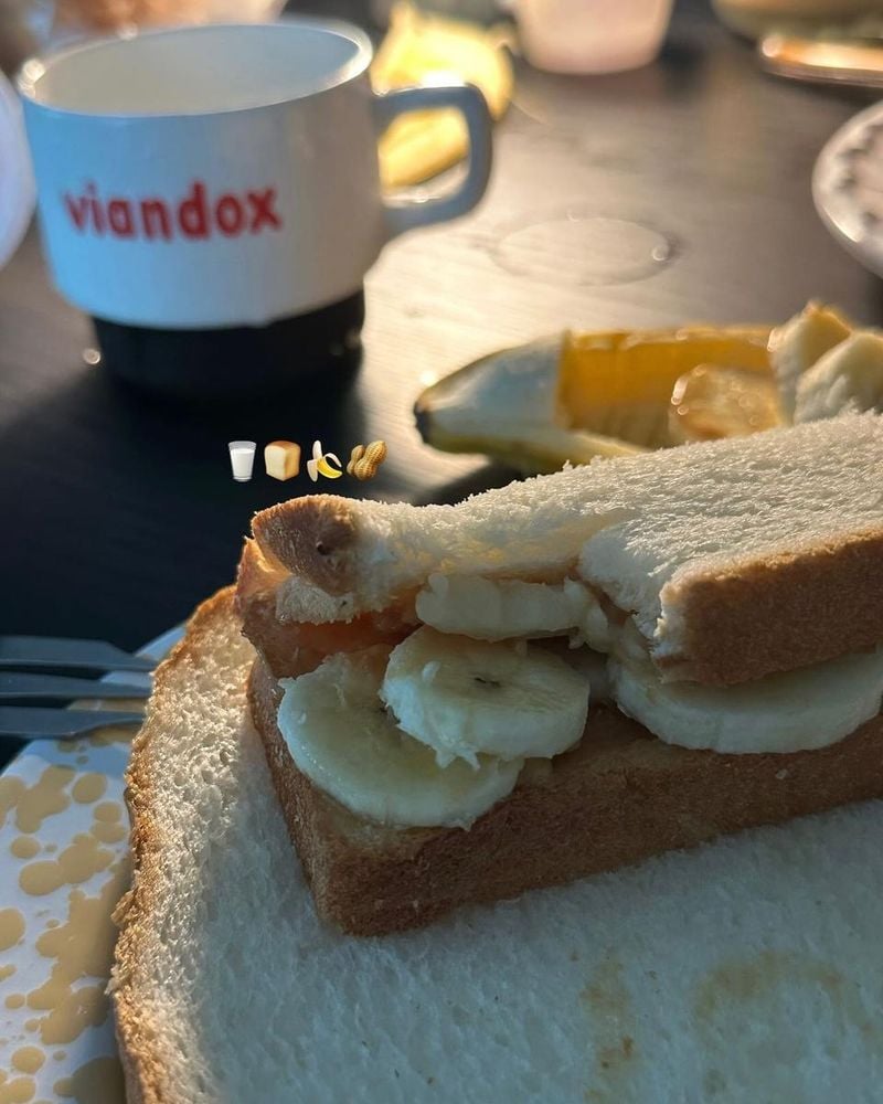 “아점, 야식”…김보라, 한입의 여유→여름 감성 일상 / 배우 김보라 인스타그램