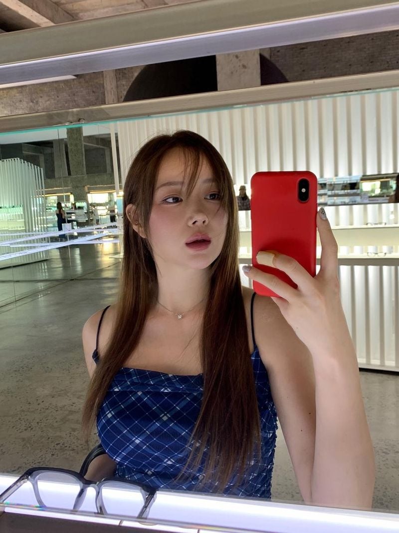 “폭싹 속았수다의 여운 따라”…금조, 제주의 여름→청량 감성 물든 셀카 / 걸그룹 나인뮤지스 금조 인스타그램