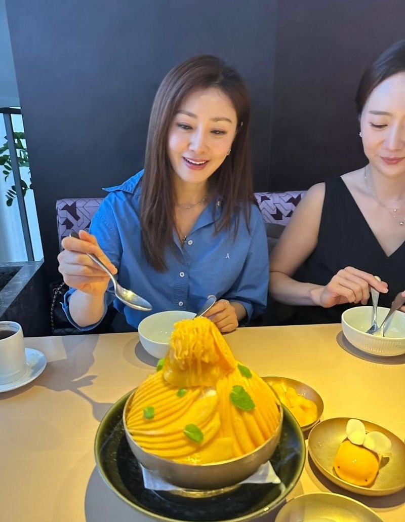 “콩쿨 1등 동생과 특별한 여름”…오나라, 행복 감도는 축하 파티→미소 가득 인증 / 배우 오나라 인스타그램