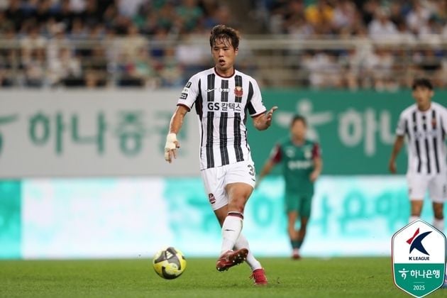 “해외 진출 임박”…김주성, 서울 마지막 경기 풀타임 소화 / 연합뉴스
