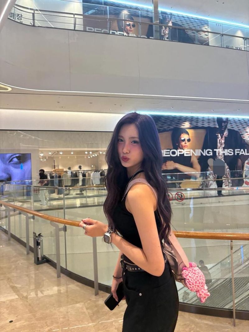 “스마일”…아샤, 도회적 여름밤→빛나는 존재감 / 걸그룹 에버글로우 아샤 인스타그램