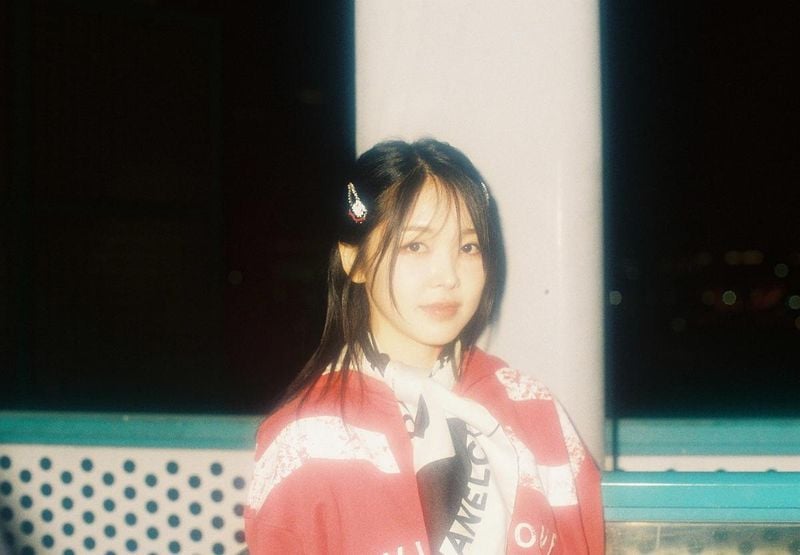 “UU 하루 전 설렘”…미노이, 밤하늘 아래 미소→포근한 기대 / 가수 미노이 인스타그램