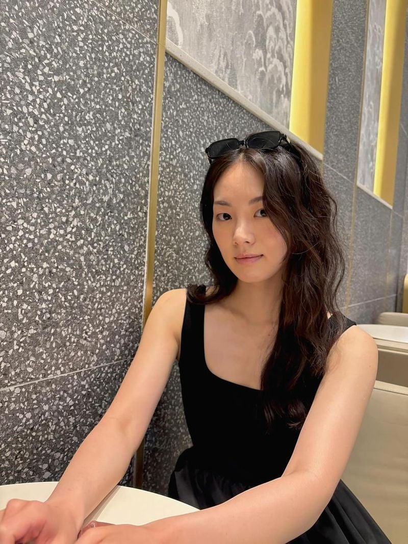 “햇살 머금은 오후”…권한솔, 여름날 미소→청량한 존재감 / 배우 권한솔 인스타그램
