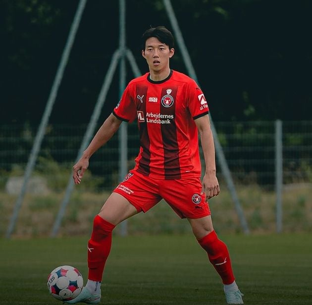 “디유 해트트릭 완성”…이한범 풀타임 미트윌란, 쇠네르위스케 6-2 역전승 / 연합뉴스