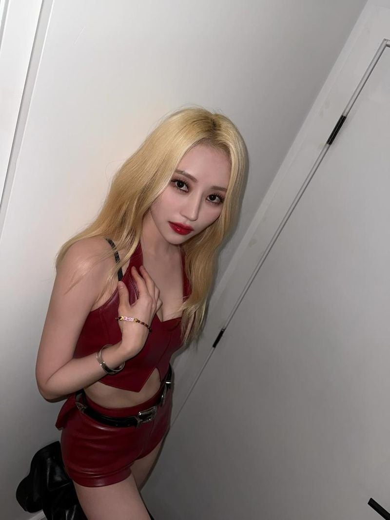 “Toronto The Six, The Best”…수아, 붉은 시선→여름밤의 강렬한 존재감 / 걸그룹 드림캐쳐 수아 인스타그램