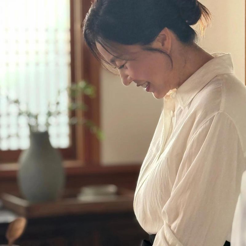 “음식에 온기를 담아요”…조미령, 여름날의 정성→기품 가득한 미소 / 배우 조미령 인스타그램