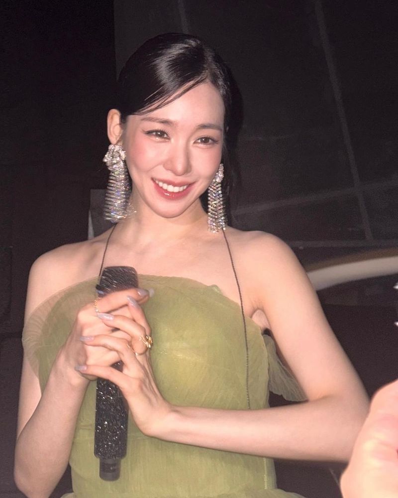 “청초한 미소 빛났다”…티파니, 여름밤 무대→눈부신 존재감 / 걸그룹 소녀시대 티파니 인스타그램