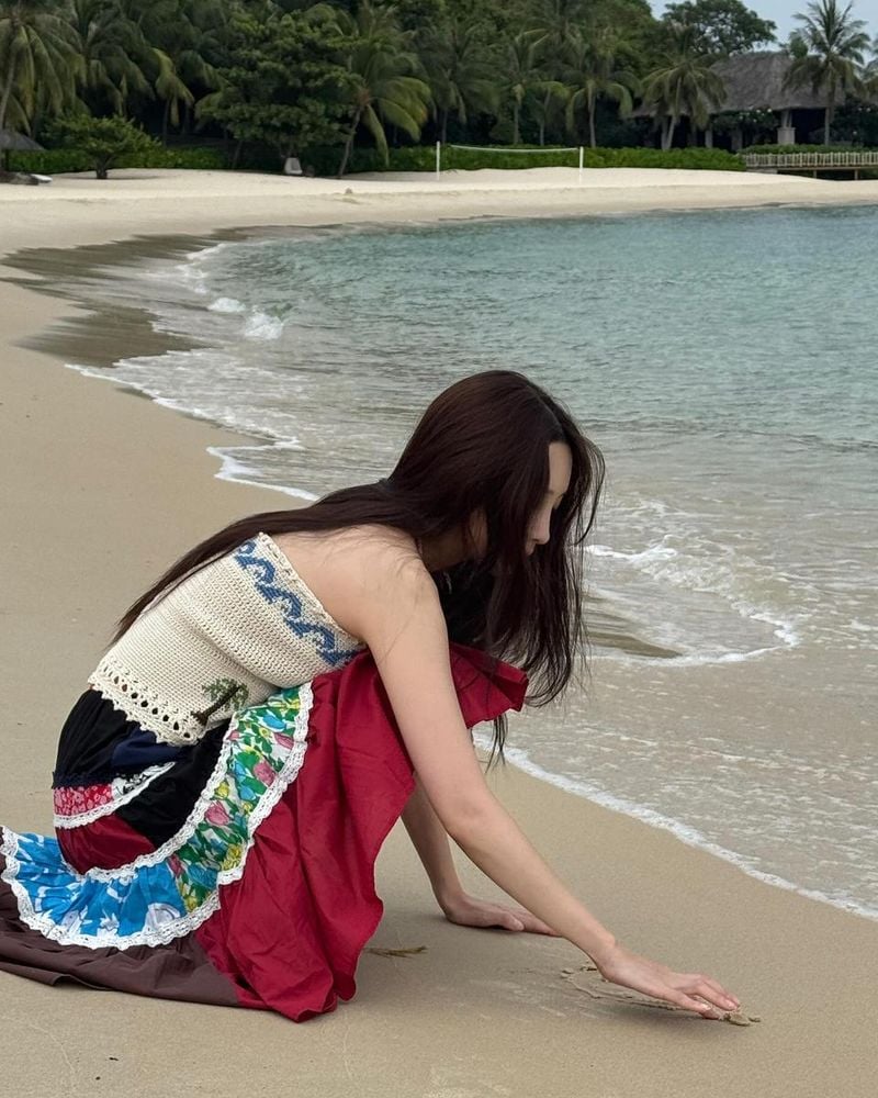 “파도 따라 흐른 마음”…유지애, 해변에서 여름 감성→청량한 변화 / 걸그룹 러블리즈 유지애 인스타그램