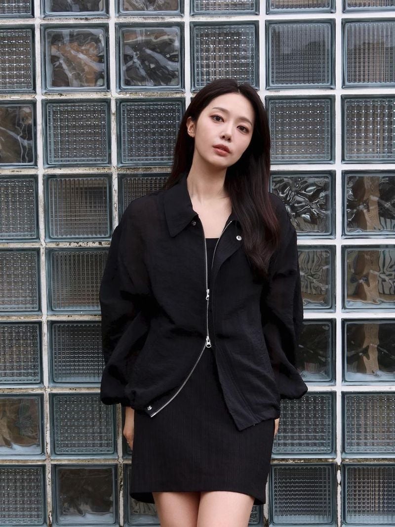 “블랙도 예쁘네”…조서연, 절제된 시선→여름의 세련미 / 아나운서 조서연 인스타그램