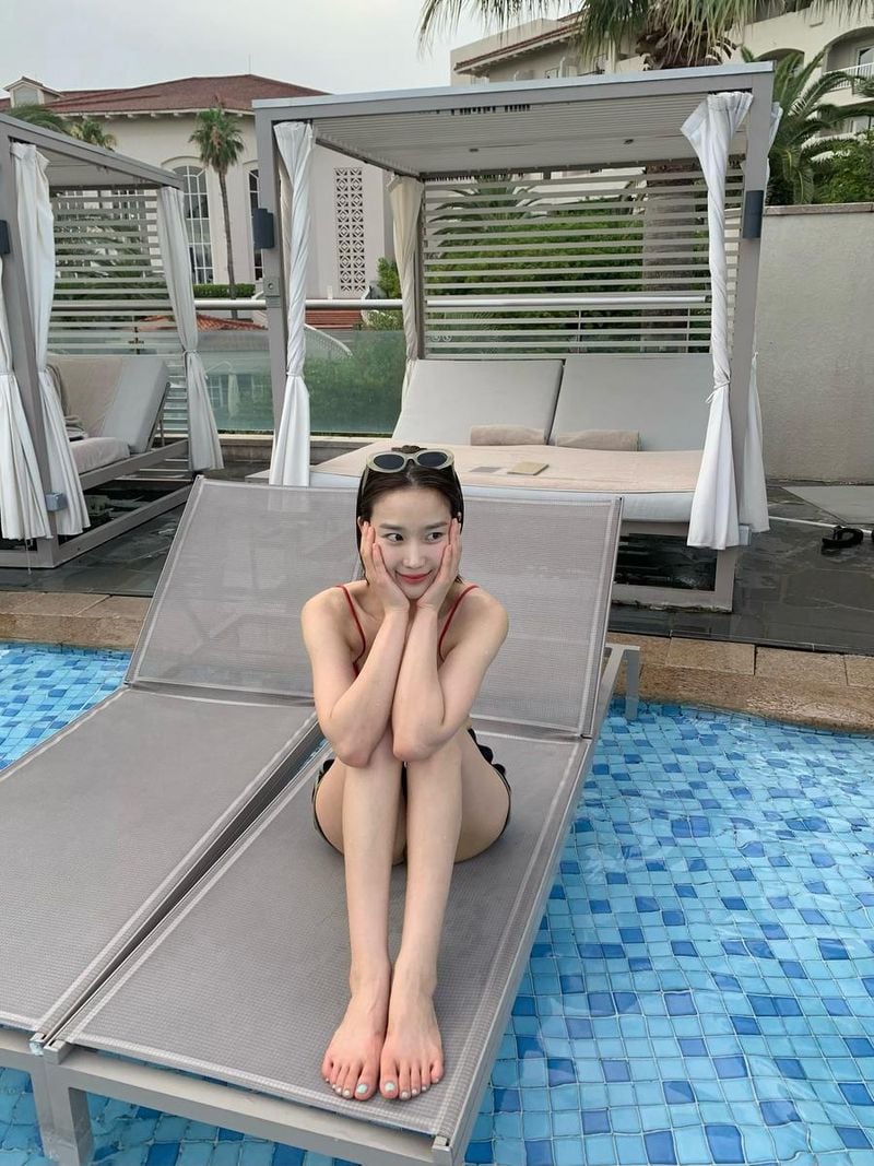 “햇살 담은 미소”…장희령, 휴양지의 여름→청량감 폭발 / 배우 장희령 인스타그램