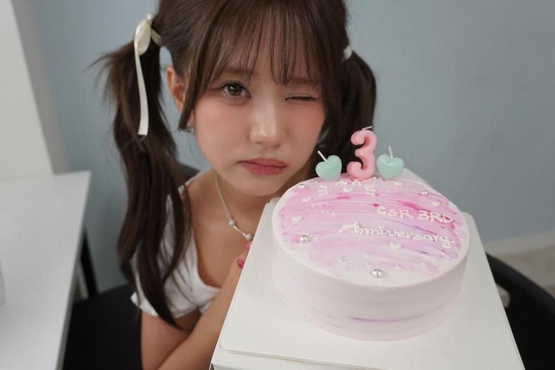 “3주년 축하했엉”…첫사랑 유나, 눈웃음 속 설렘→사랑스러운 성장 / 걸그룹 첫사랑 유나 인스타그램