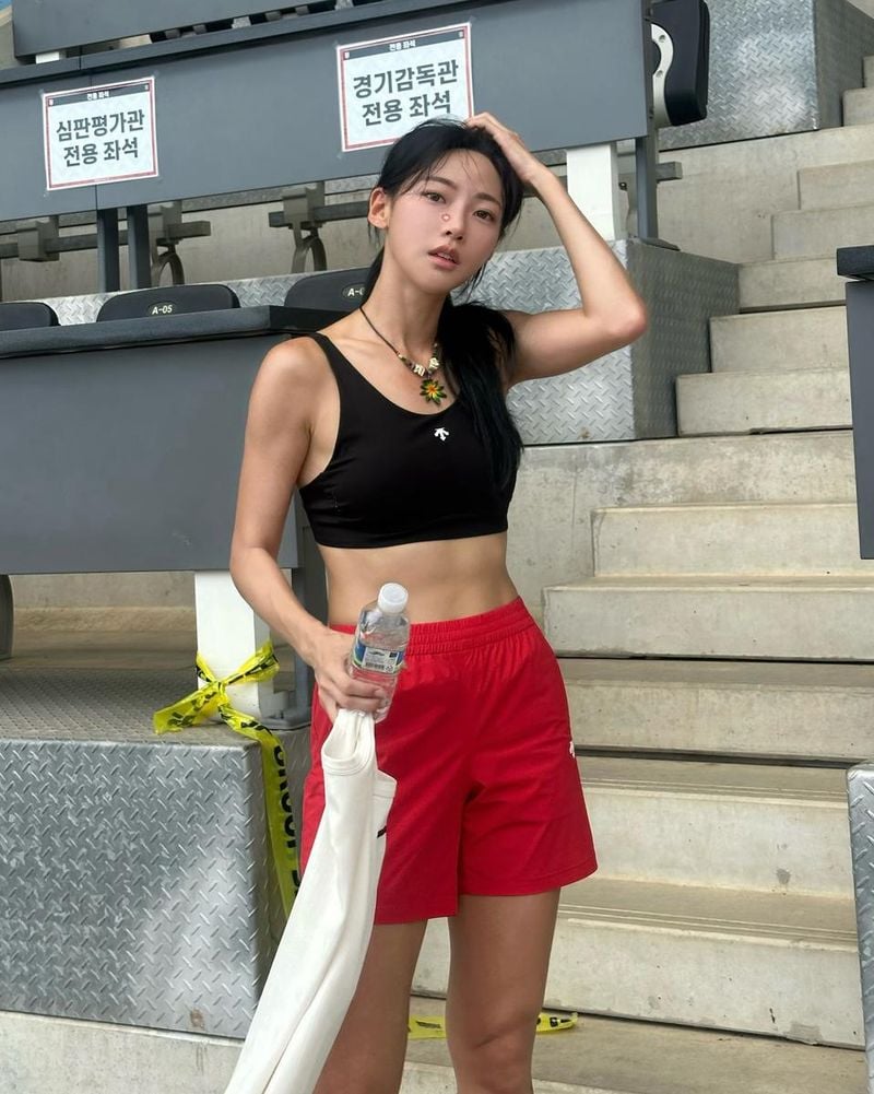 “날씨에게 고문당하는 중”…김민지, 땀으로 적신 여름 경기장→절박한 순간 / 육상선수 김민지 인스타그램
