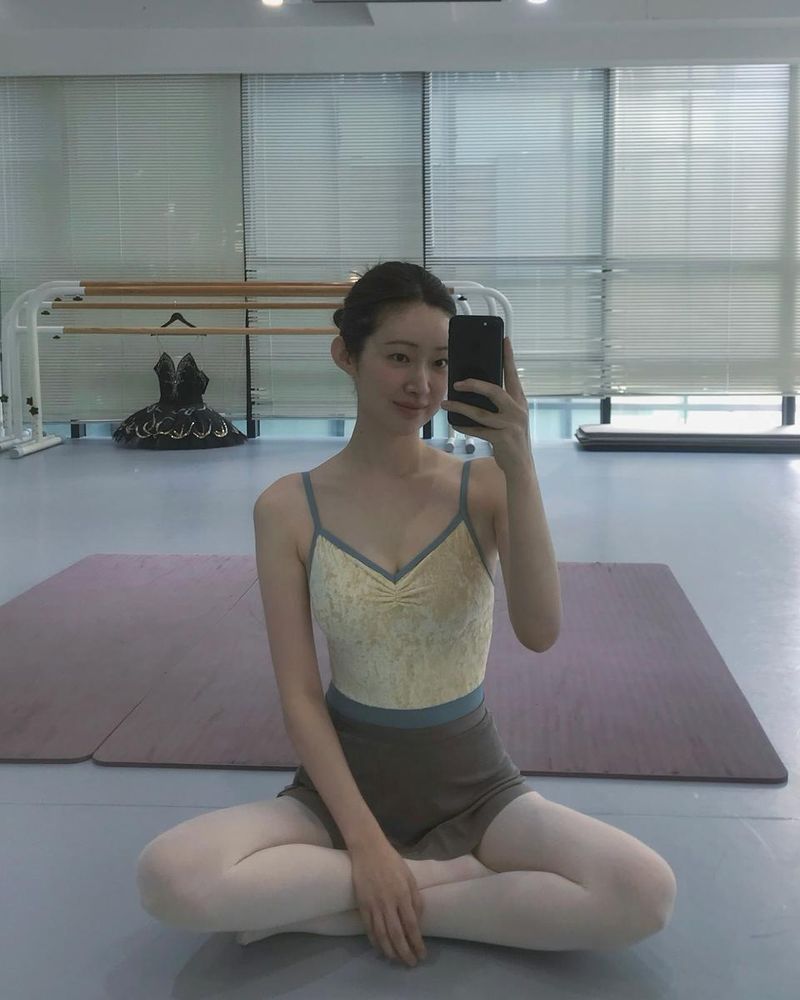 “슈즈까먹고 안들고 다니는 애”…차정원, 발레연습실 여름→투명한 자기 고백 / 배우 차정원 인스타그램