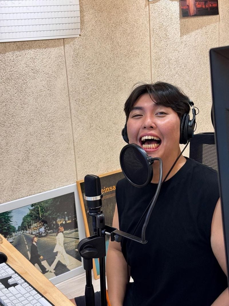 “방학숙제 하는 중”…한동근, 웃음 속 여름밤→음악적 해방감 / 가수 한동근 인스타그램