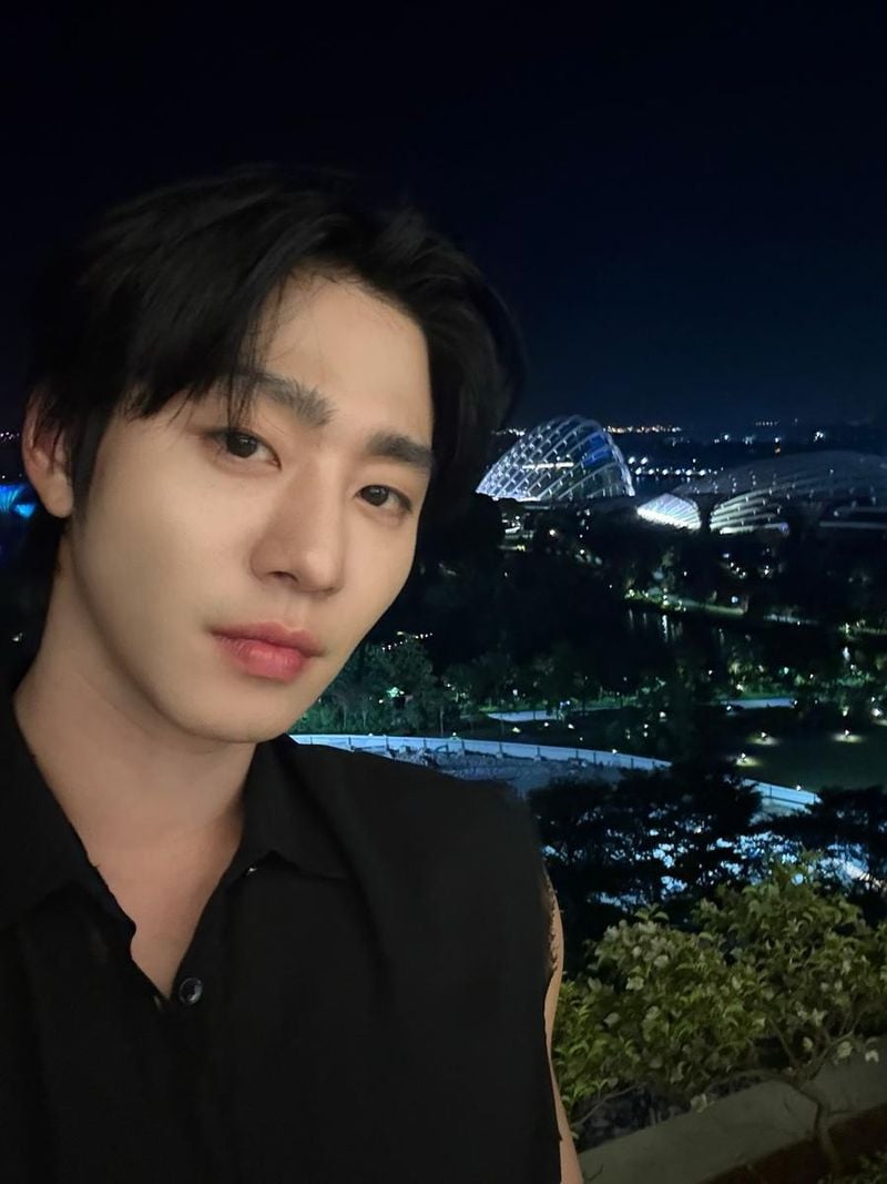 “전지적 독자 셀카모음집”…안효섭, 한여름 밤→청량한 고요의 얼굴 / 배우 안효섭 인스타그램