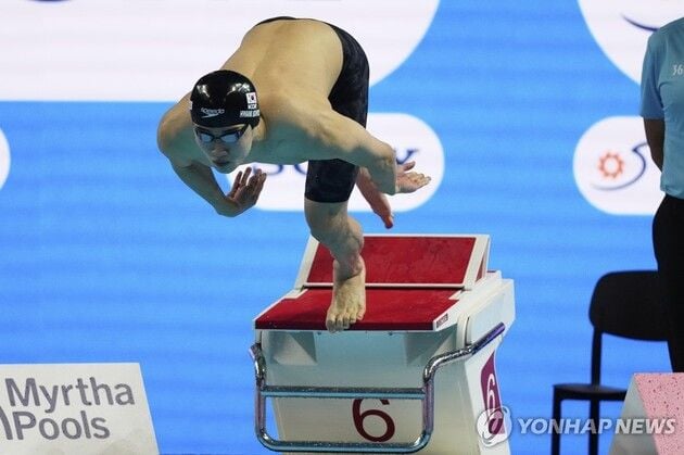 “자유형 100ｍ 결승행 좌절”…황선우, 세계선수권 13위로 개인전 마감 / 연합뉴스