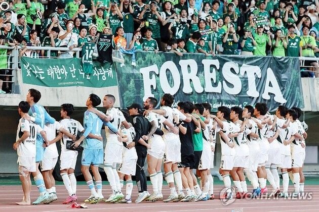 “20경기 무패 행진”…전북 현대, 데이터사이언스로 우승 질주 / 연합뉴스