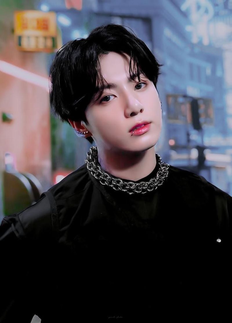 “3억 5천만의 파워”…정국, ‘Stay Alive’로 글로벌 음원 차트 역주행→K-팝 솔로 신기록