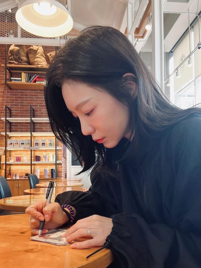 “7월의 마지막을 그리다”…신소율, 따스한 여름 오후→유쾌한 가족 소확행 / 배우 신소율 인스타그램