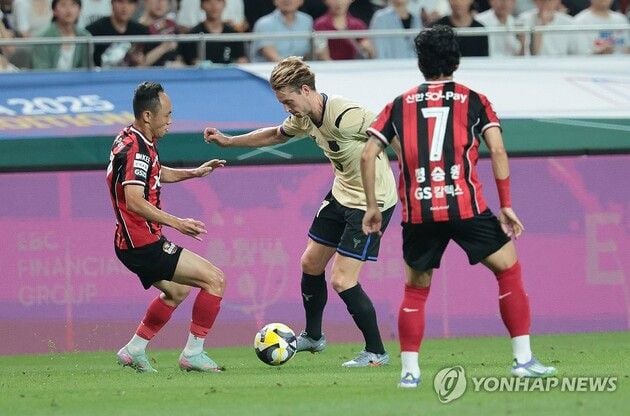 “전반전 고전 속 7-3 대승”…더용, FC서울 조직력에 찬사 / 연합뉴스