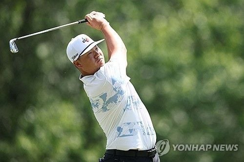 “이글·버디 7개 폭발”…임성재, 윈덤 챔피언십 1R 7위로 부진 탈출 신호 / 연합뉴스