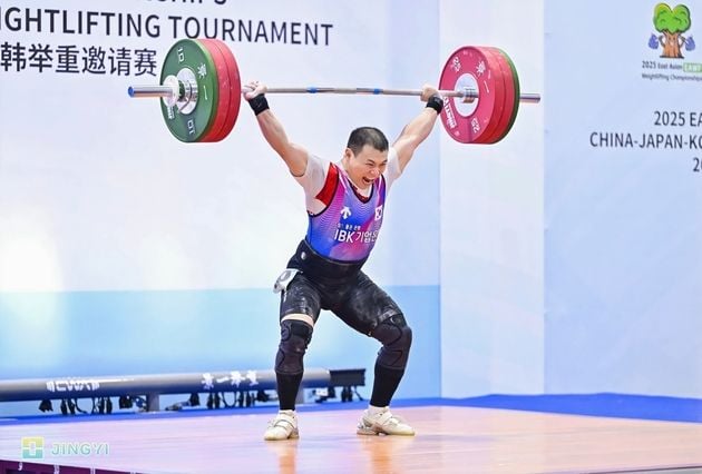 “합계 1㎏ 차 역전 우승”…정한솔, 동아시아역도선수권 남자 79㎏급 정상 / 연합뉴스