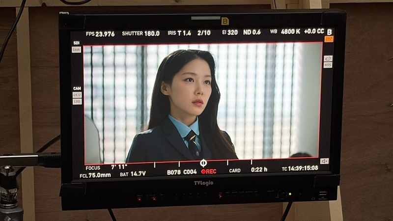 “뒤죽박죽 모니터 모음 2탄”…박시우, 촬영장 속 긴장감→카리스마 압도 / 배우 박시우 인스타그램
