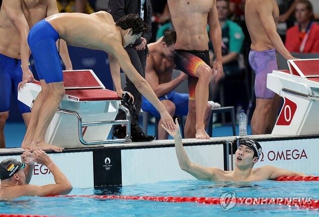 “7분02초29 역영”…남자 계영 800m 대표팀, 세계선수권 5위 / 연합뉴스