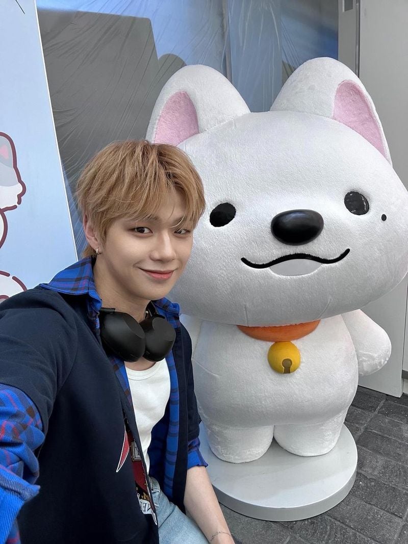 “안녕 담이”…강다니엘, 청명한 여름날→해맑은 미소로 시선 압도 / 가수 강다니엘 인스타그램