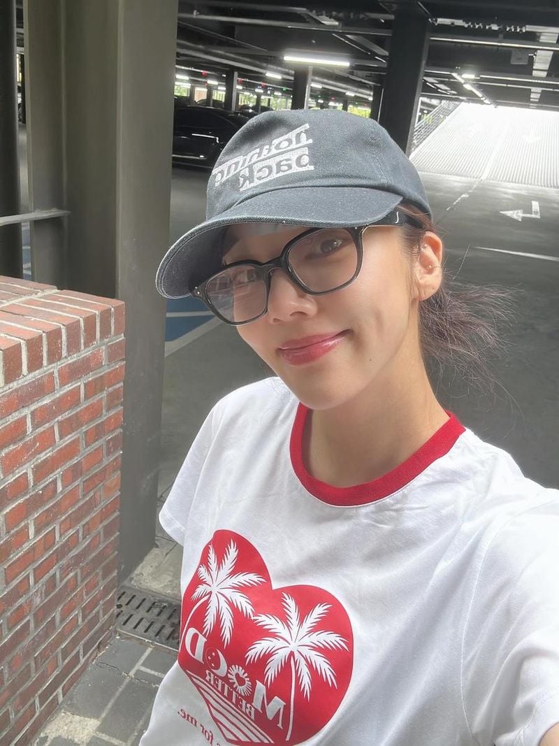 “이번 주 주말 알차고 재밌었소”…손담비, 여유 속 미소→도심 일상 재발견 / 가수, 배우 손담비 인스타그램