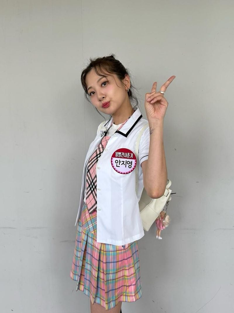 “아는횽님”…안지영, 여름 설렘→레트로 발랄 미소 / 볼빨간사춘기 안지영 인스타그램