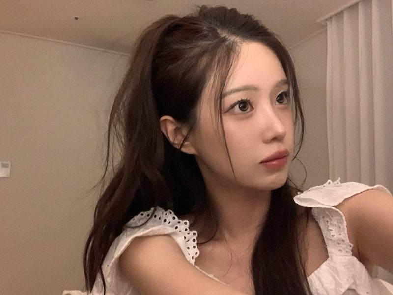“주말밤이 더 깊어진다”…김아린, 고요한 시선→여름밤 감성 자극 / 솔로지옥4 출연자 모델 김아린 인스타그램