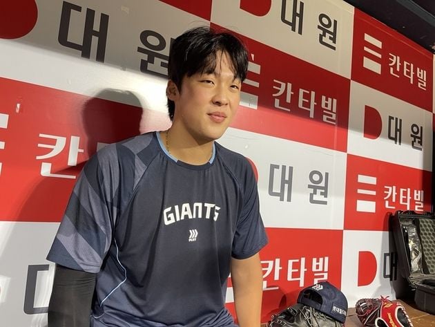 “선발 안정감 빛났다”…이민석, 13경기 66⅔이닝 소화하며 롯데 상승세 이끌어 / 연합뉴스
