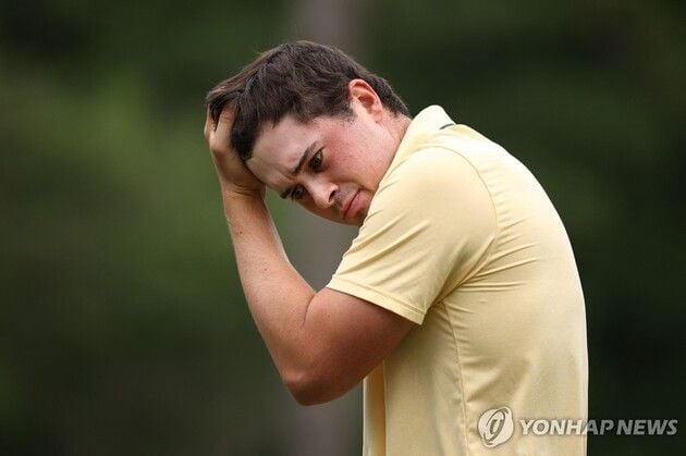 “18번 홀 보기 악몽”…톰프슨·우들런드, PGA 플레이오프행 좌절 / 연합뉴스