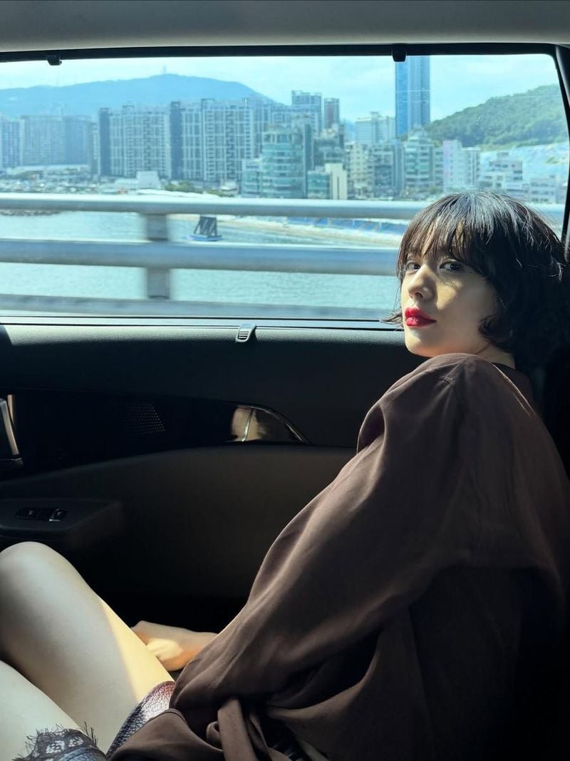 “와주신 모든 분들 감사드려요”…나나, 깊어진 눈빛→여름 도심 속 휴식 / 걸그룹 애프터스쿨 나나 인스타그램