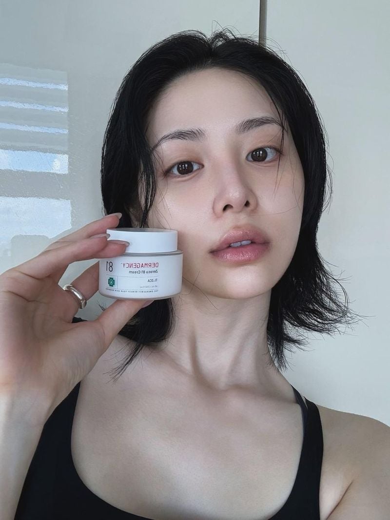 “여름을 견디는 나만의 방법”…백송민, 담백한 민낯→피부 자신감 담은 근황 / 모델 백송민 인스타그램